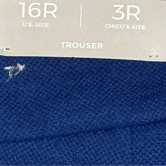 NWT $99 Chico’s Textured Wide Leg Trouser Pants 3R 16R Nocturne Navy Pull On - Picture 5 of 9